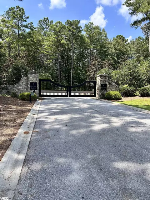 Undisclosed, Seneca, SC 29672 photo 25