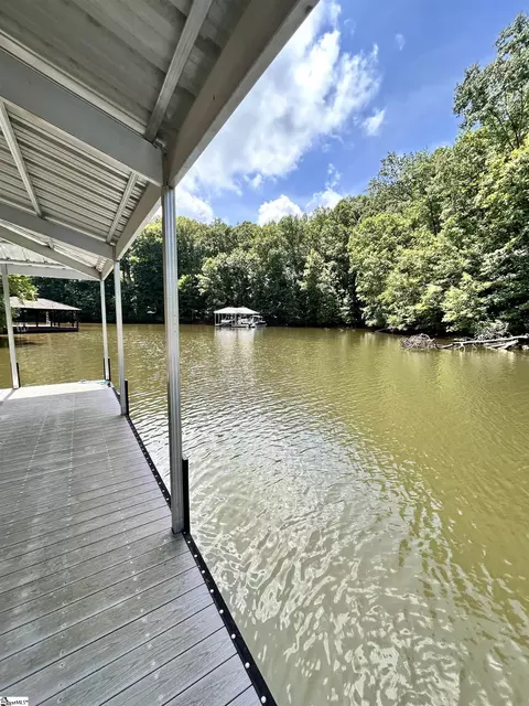 Undisclosed, Seneca, SC 29672 photo 17