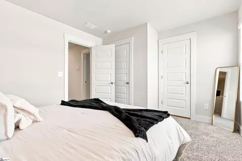Bedroom - 26 Centimeters Dr, Mauldin, SC 29662 photo 4 of 4