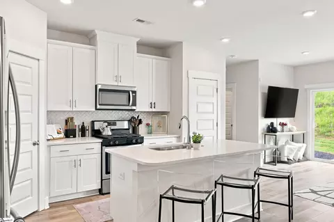 Kitchen - 26 Centimeters Dr, Mauldin, SC 29662 photo 1 of 5