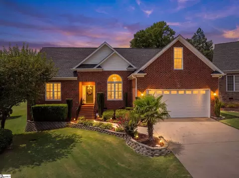 30 Belle Terre Ct, Greenville, SC 29609