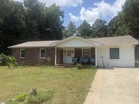 5 E Oak Hill Ct, Piedmont, SC 29673
