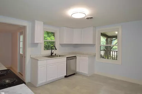 Kitchen - 30 Porter St, Tryon, NC 28782 photo 5 of 5