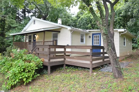 Exterior - 30 Porter St, Tryon, NC 28782 photo 2 of 8