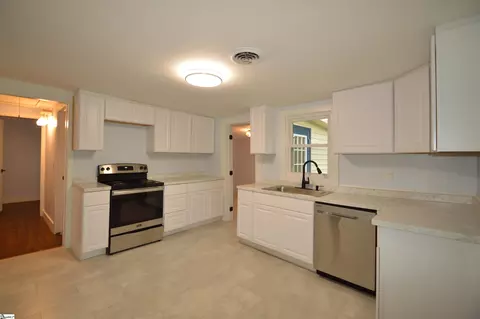 Kitchen - 30 Porter St, Tryon, NC 28782 photo 1 of 5