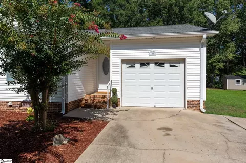 Other - 109 E St, Williamston, SC 29697 photo 2 of 8