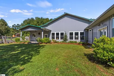 Exterior - 770 Dickson Rd, Campobello, SC 29322 photo 4 of 5