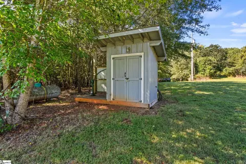 Exterior - 770 Dickson Rd, Campobello, SC 29322 photo 1 of 5