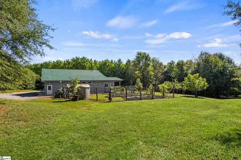 Exterior - 770 Dickson Rd, Campobello, SC 29322 photo 2 of 5