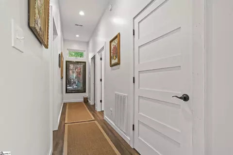 Entry Way - 770 Dickson Rd, Campobello, SC 29322 photo 3 of 4