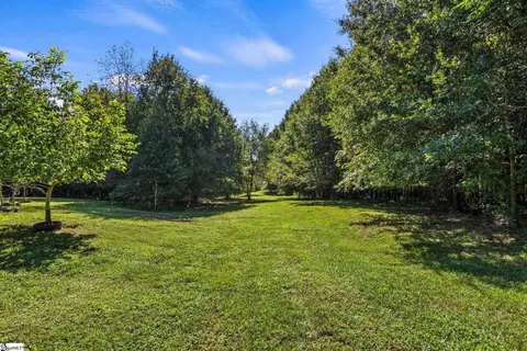 Exterior - 770 Dickson Rd, Campobello, SC 29322 photo 3 of 5
