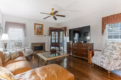 Other - 137 Timberleaf Dr, Duncan, SC 29334 photo 2 of 10