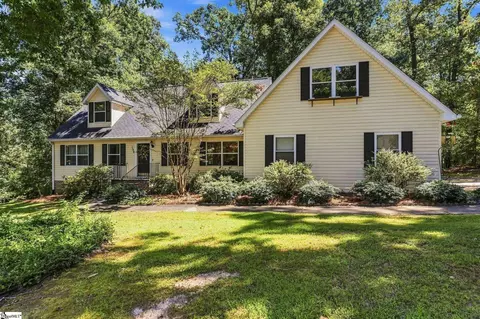 136 Pleasant Woods Rd, Piedmont, SC 29673