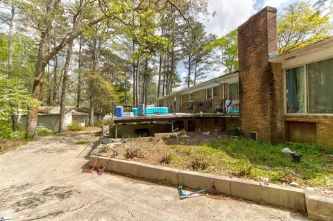 801 Crestview Rd, Easley, SC 29642 photo 3