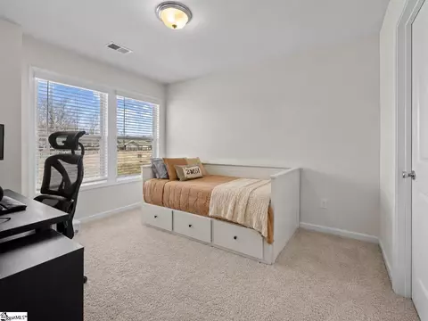 Bedroom - 433 Yellow Fox Rd, Greer, SC 29650 photo 3 of 4