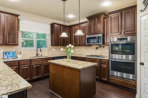 Kitchen - 104 Buckland Dr, Anderson, SC 29621 photo 1 of 2