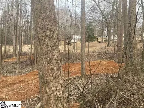 159 Rockingham Rd, Duncan, SC 29334 photo 2