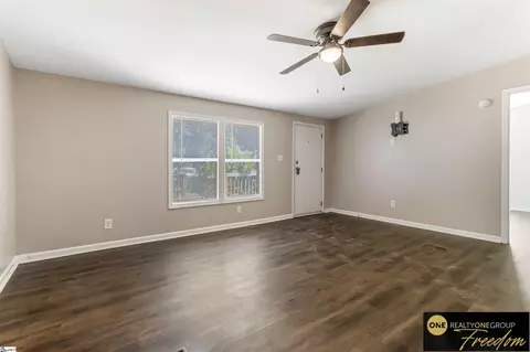 102 Chad Dr, Ninety Six, SC 29666 photo 7