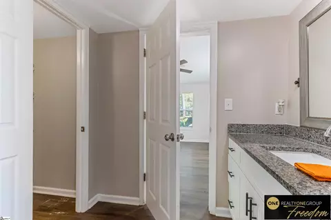 102 Chad Dr, Ninety Six, SC 29666 photo 19