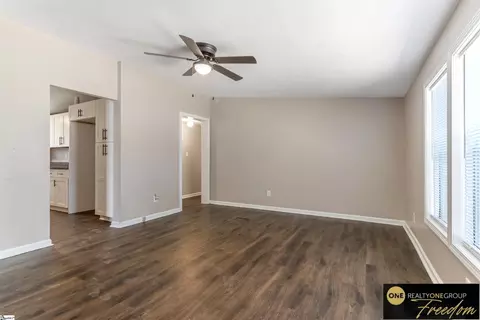 102 Chad Dr, Ninety Six, SC 29666 photo 5