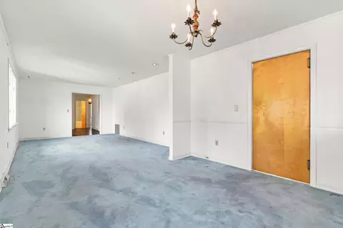 Living - 2901 Echo Trl, Anderson, SC 29621 photo 4 of 4