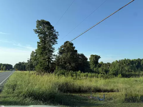 120 Maxcy Dr, Belton, SC 29627 photo 4