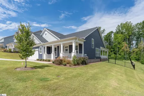 Exterior - 210 Maverick Trl, Central, SC 29630 photo 4 of 10