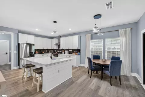 Kitchen - 107 N 3rd St, Easley, SC 29640 photo 4 of 4