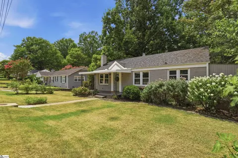 321 Ridgecrest Dr, Greenville, SC 29609