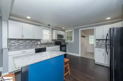 Kitchen - 105 E Bearden St, Greer, SC 29651 photo 1 of 3