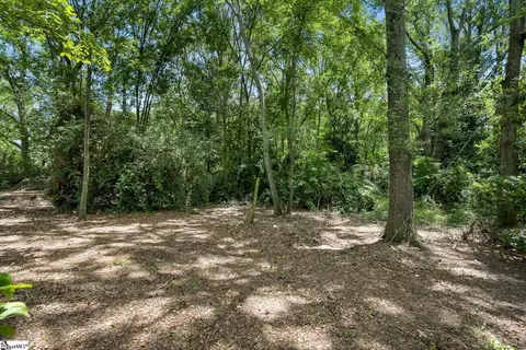 Exterior - 227 Belton Dr, Williamston, SC 29697 photo 8 of 9