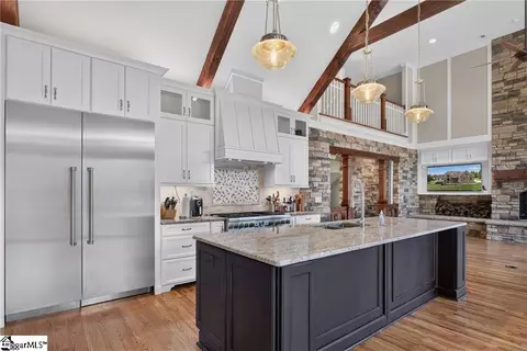 Kitchen - 204 Willow Wind Ct, Easley, SC 29642 photo 2 of 3