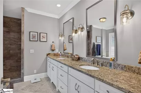 Bath - 204 Willow Wind Ct, Easley, SC 29642 photo 1 of 5