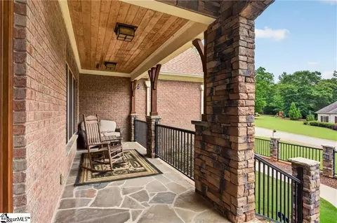Exterior - 204 Willow Wind Ct, Easley, SC 29642 photo 3 of 8