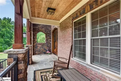 Exterior - 204 Willow Wind Ct, Easley, SC 29642 photo 4 of 8