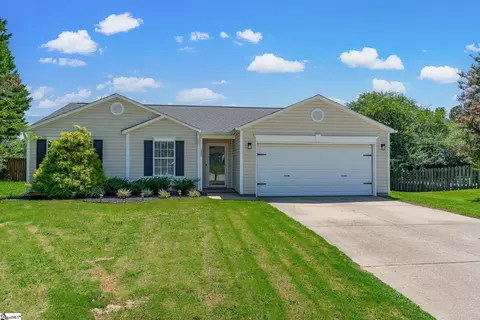 102 Pasture Pl, Simpsonville, SC 29681