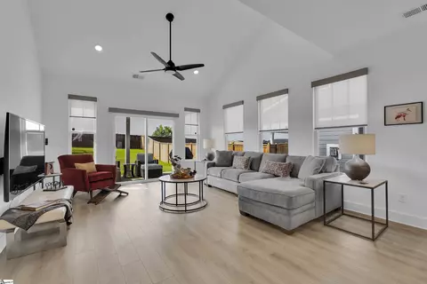 Other - 916 Diane Ln, Moore, SC 29369 photo 1 of 7
