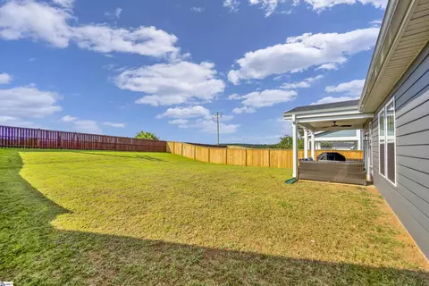 Exterior - 916 Diane Ln, Moore, SC 29369 photo 3 of 6