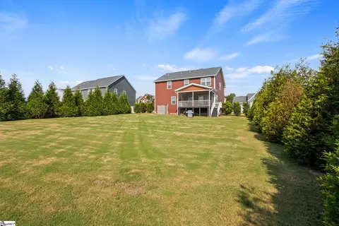 Exterior - 212 Edwin Ellis Dr, Greer, SC 29651 photo 6 of 7