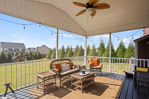 Exterior - 212 Edwin Ellis Dr, Greer, SC 29651 photo 4 of 7