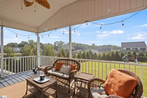 Exterior - 212 Edwin Ellis Dr, Greer, SC 29651 photo 5 of 7