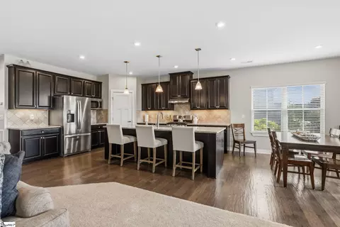 Kitchen - 212 Edwin Ellis Dr, Greer, SC 29651 photo 1 of 2