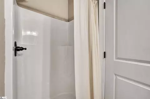 Bath - 118 Upper Lake Dr, Easley, SC 29640 photo 5 of 5