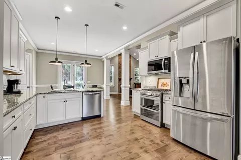 Kitchen - 118 Upper Lake Dr, Easley, SC 29640 photo 1 of 2