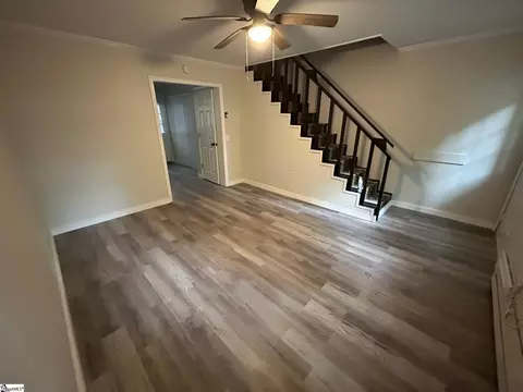 Living - 409 Lindsay Rd, Clemson, SC 29631 photo 1 of 1