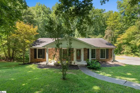 12 Virginia Ave, Travelers Rest, SC 29690