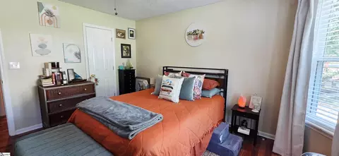 Bedroom - 658 Maple Dr, Greer, SC 29651 photo 2 of 11