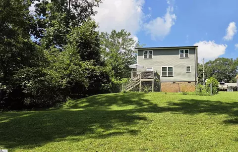 Exterior - 658 Maple Dr, Greer, SC 29651 photo 6 of 8
