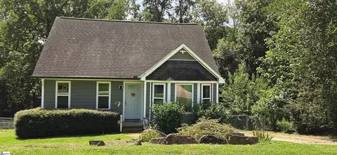 Exterior - 658 Maple Dr, Greer, SC 29651 photo 2 of 8