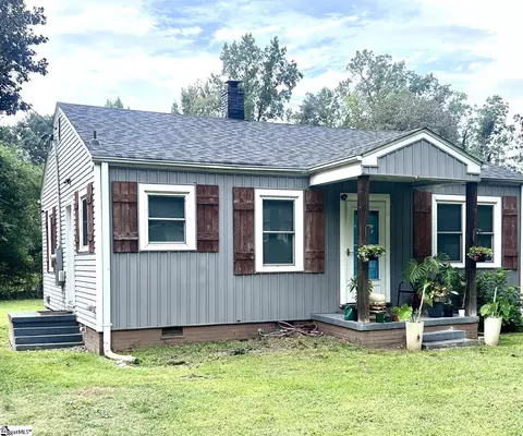 110 Dukeland Dr, Greenville, SC 29617